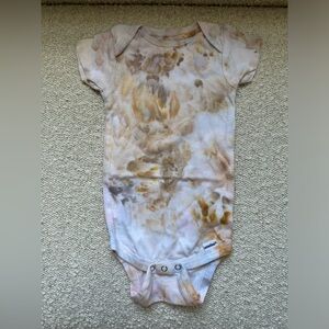 Gerber Baby Onesie 6-9 Months Tie Dye Gold Handdyed Gift Newborn Cotton Onesies